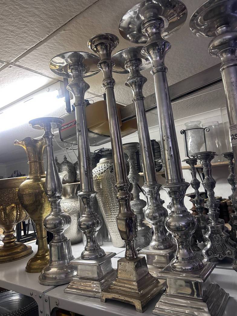 Silver pilar isle or table stands 