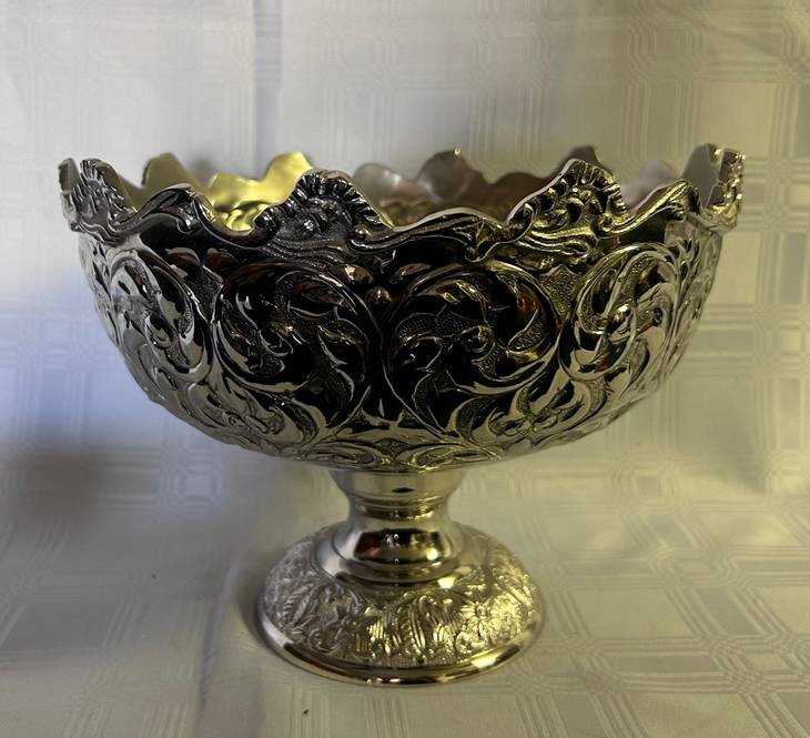 Pewter Vintage Trimmed Bowl 