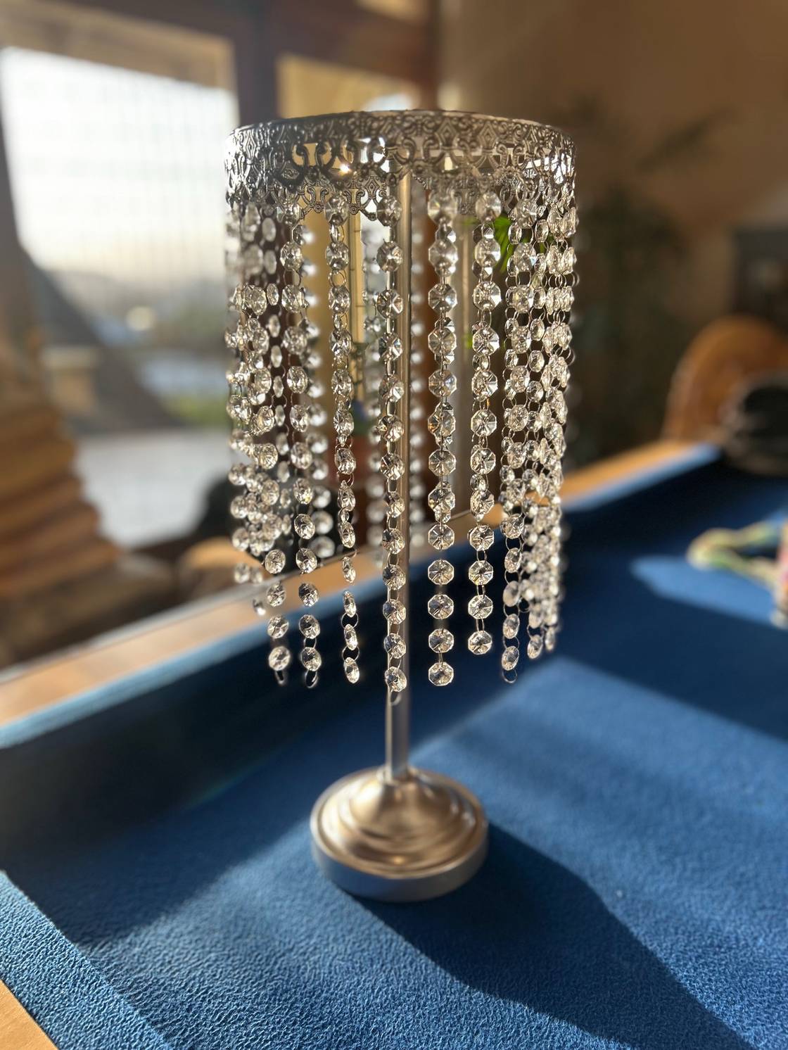 Crystal hanging bead stand 