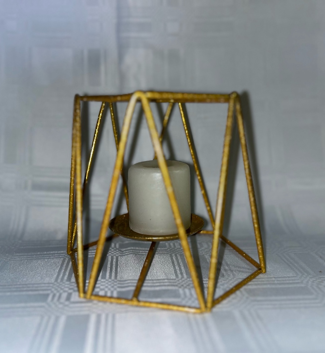 Gold metal Geometric candle holder 
