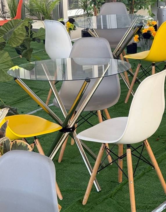 Glass top cafe style table 