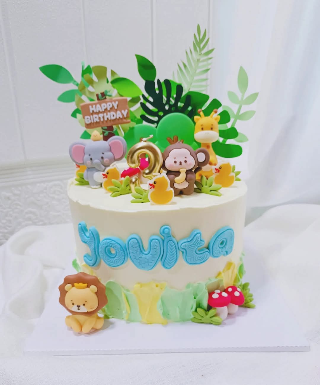 Safari Themed Cake