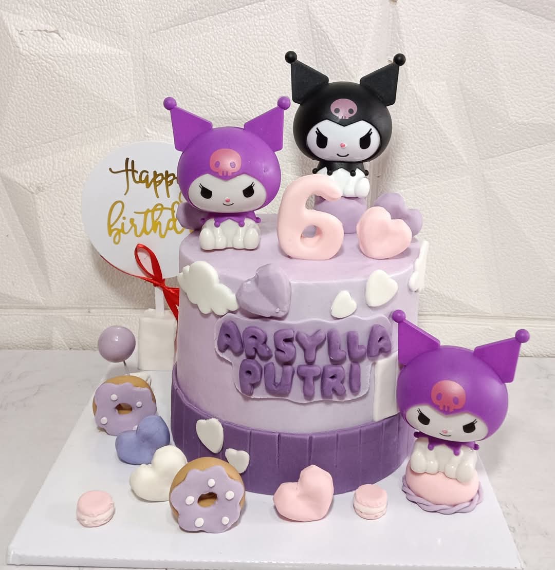 Kuromi Themed Cake 4
